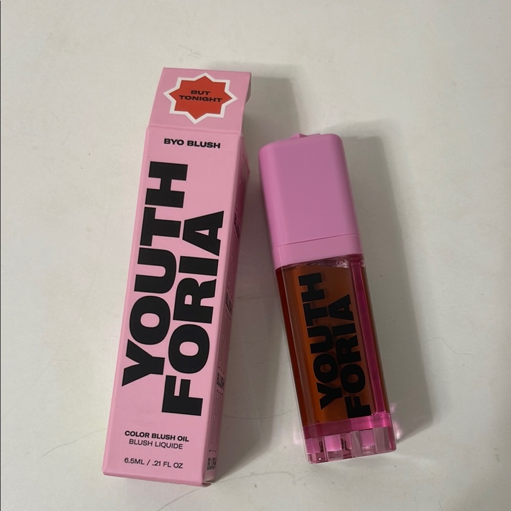 Youth Foria BYO BLUSH - TINTED
BLUSH OIL But Tonight NWT